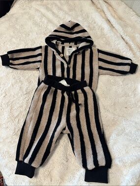 Striped Hooded Two-Piece Set in Beige & Black